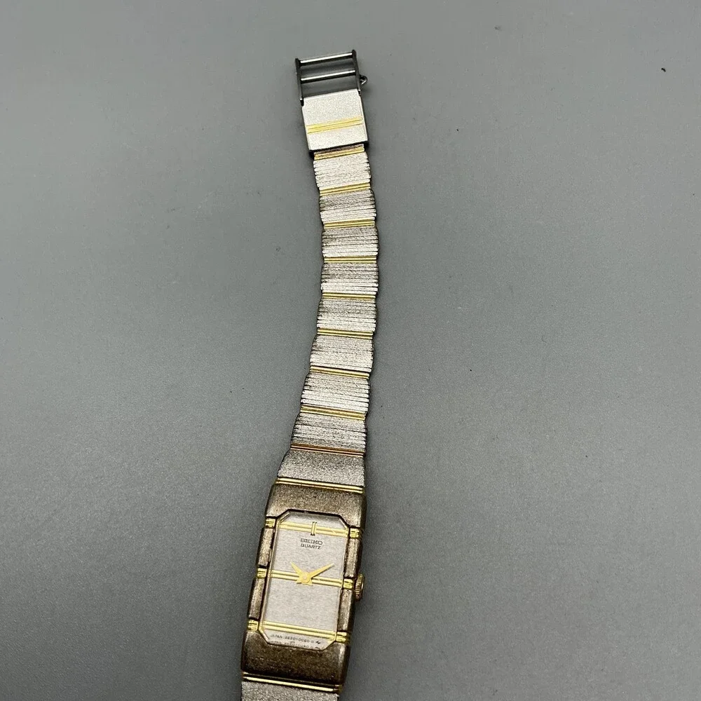 Vintage Seiko Womens Watch 13mm Two Tone Band 2E20-5030 New Battery 6.75